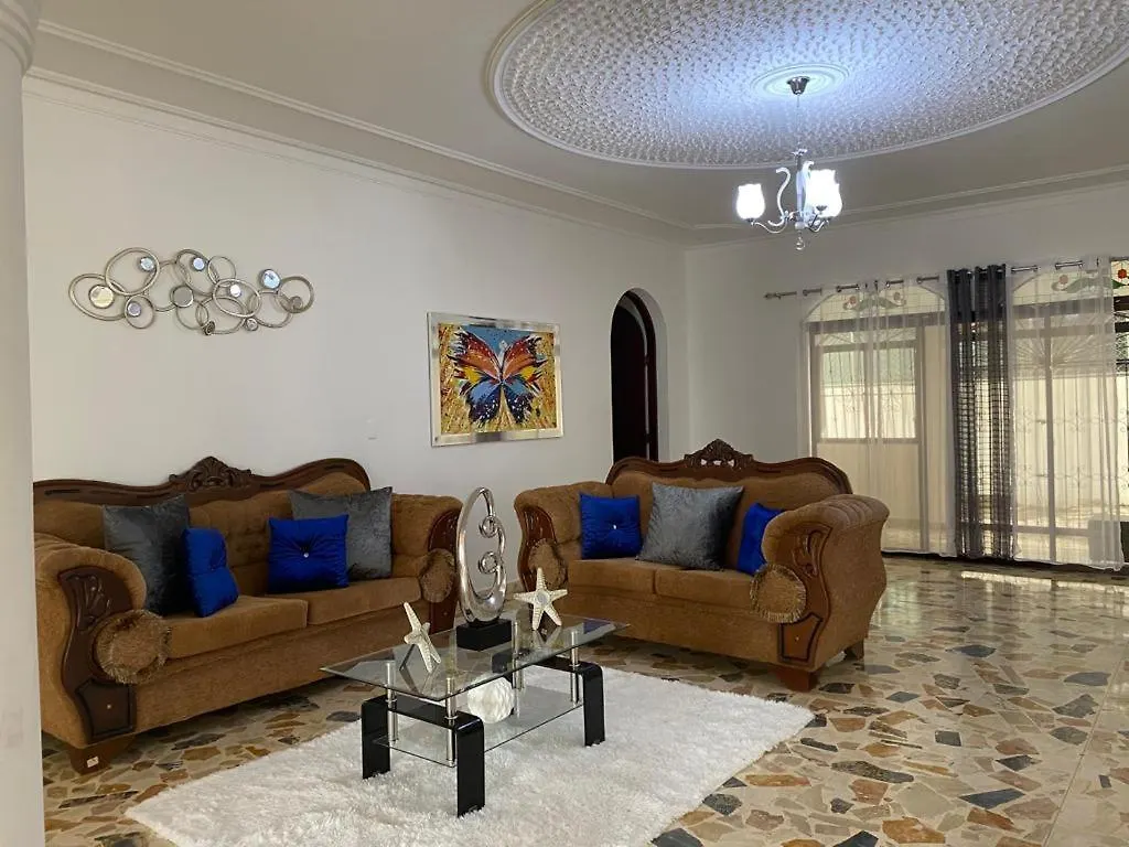 Vivienda Gurabo, En Santiago Villa Santiago De Los Caballeros