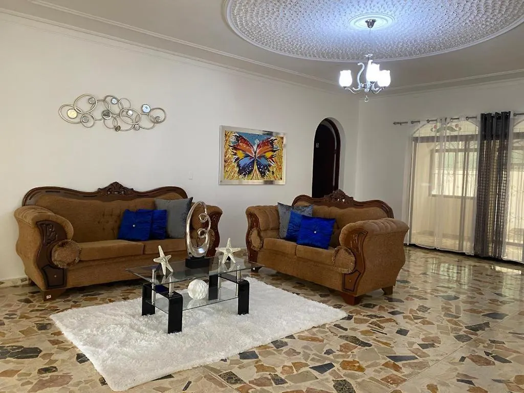 Vivienda Gurabo, En Santiago Villa Santiago De Los Caballeros 0*,